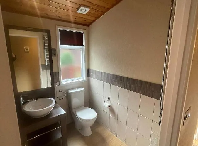 Retreat - White Cross Bay Windermere